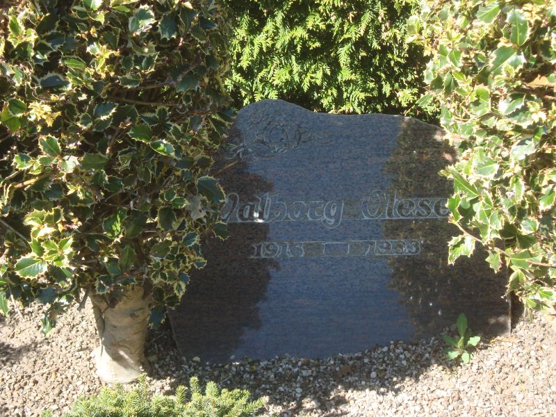 Valborg Olesen.jpg